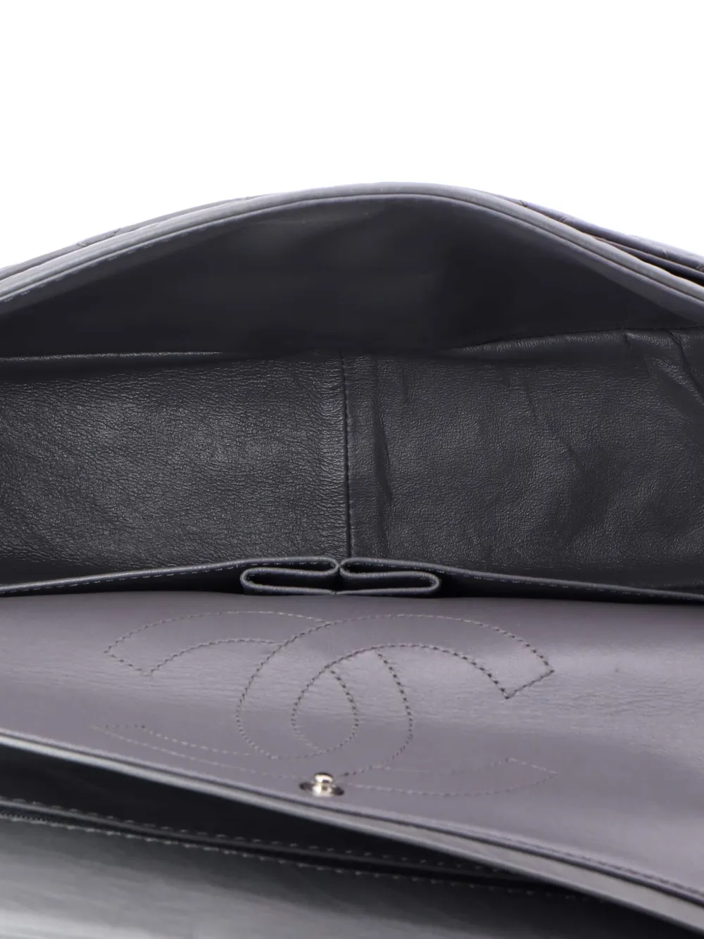 Pre-owned Chanel Reissue 2.55 Flap Bag Quilted Aged Calfskin 226 Shoulder Bag In Gray