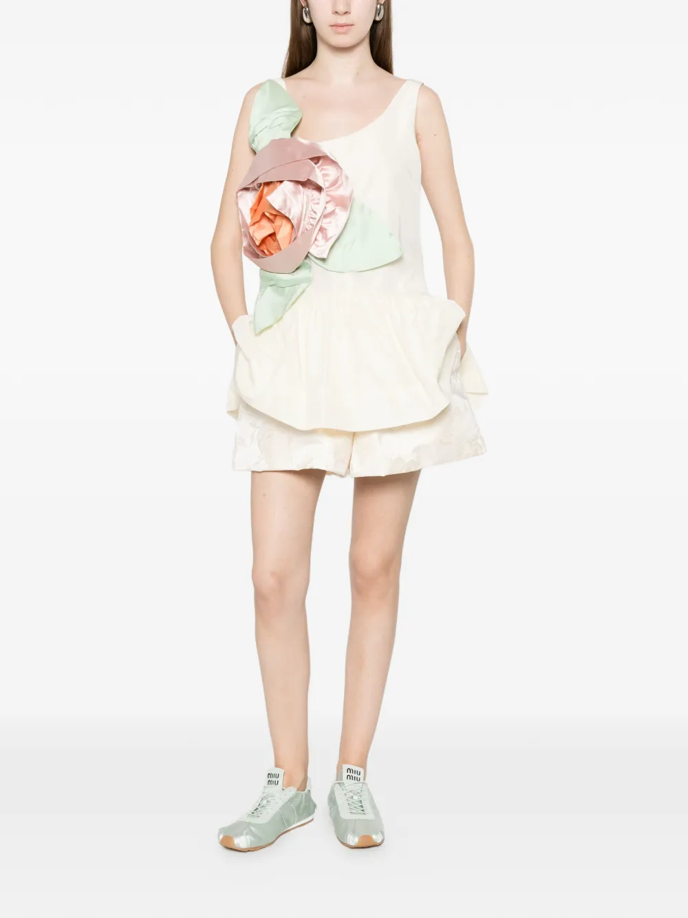  Simone Rocha Elasticated Rose Shorts - Neutrals 