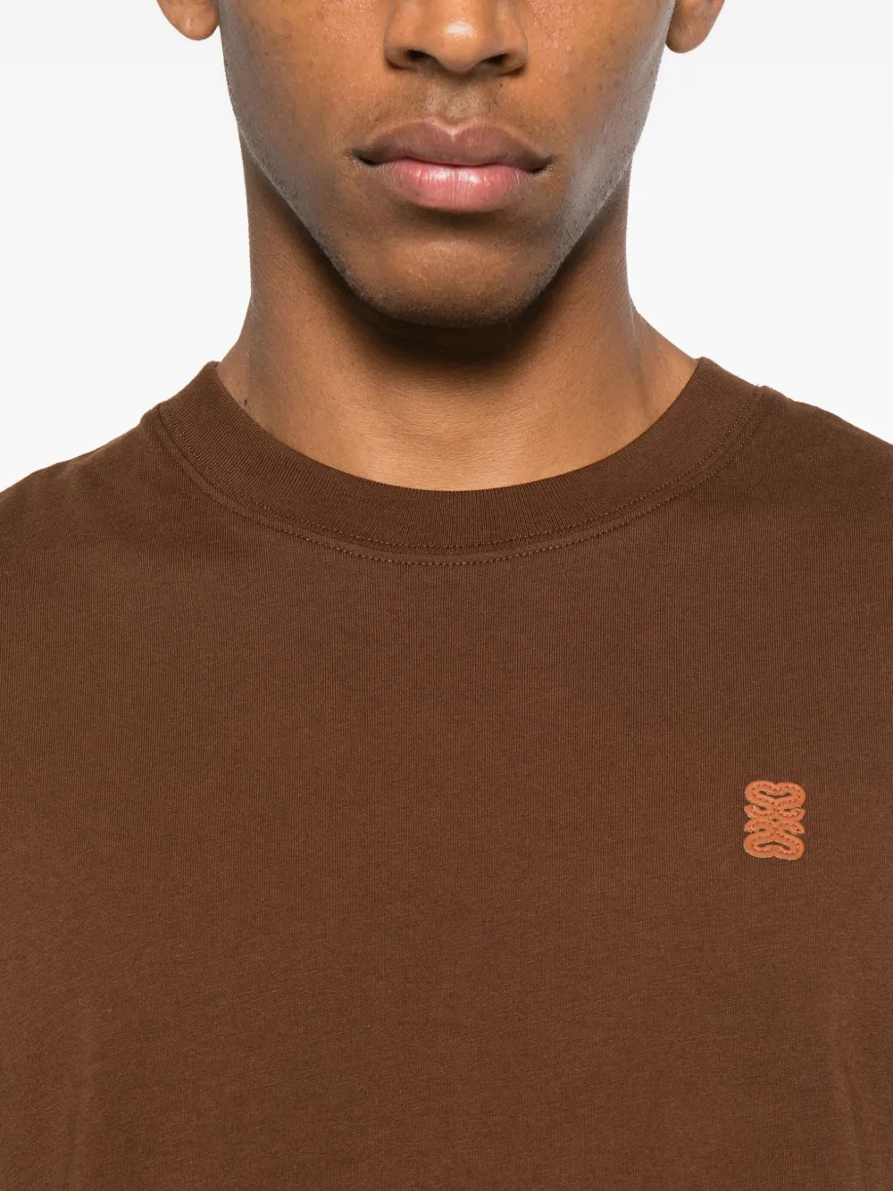 SANDRO T-shirt met ronde hals Bruin