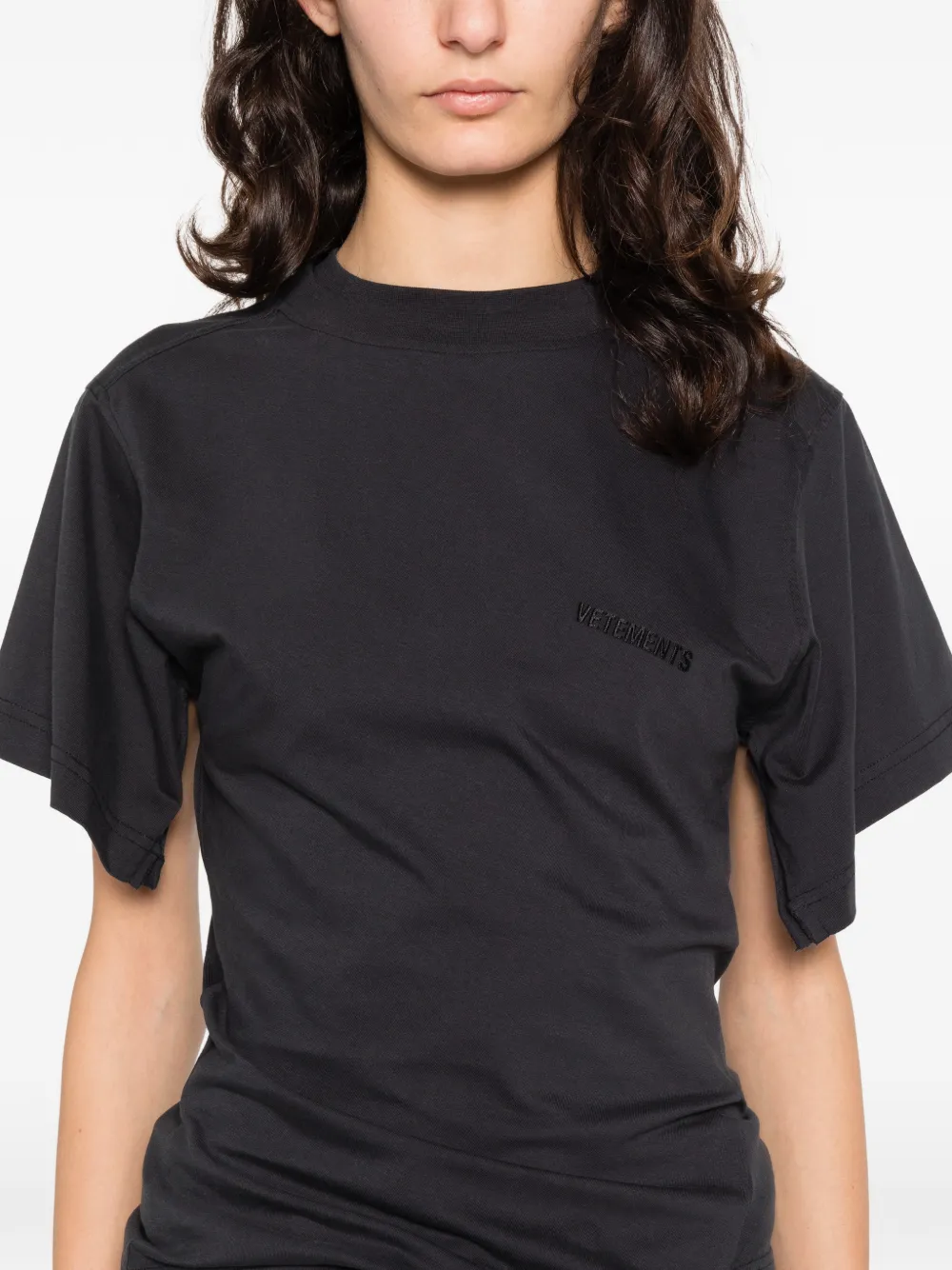 VETEMENTS Asymmetrisch T-shirt Zwart