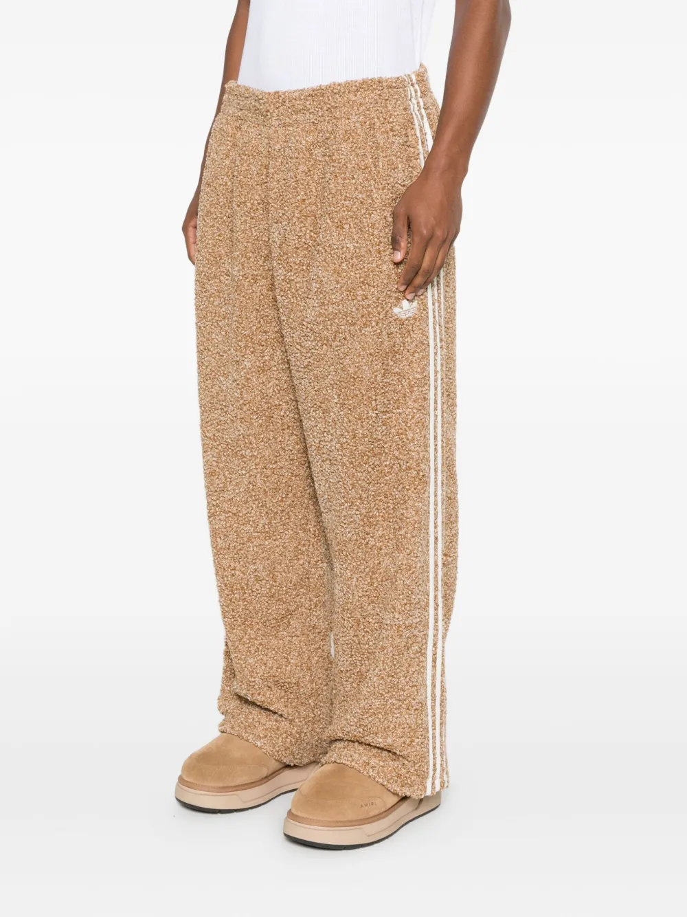 adidas Bouclé trainingsbroek met streepdetail Beige