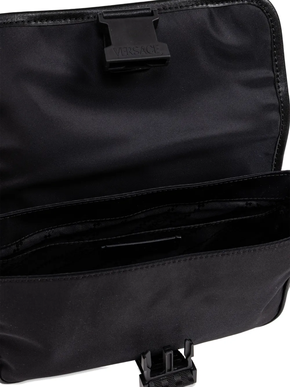 Versace La Medusa schoudertas met gesp Zwart