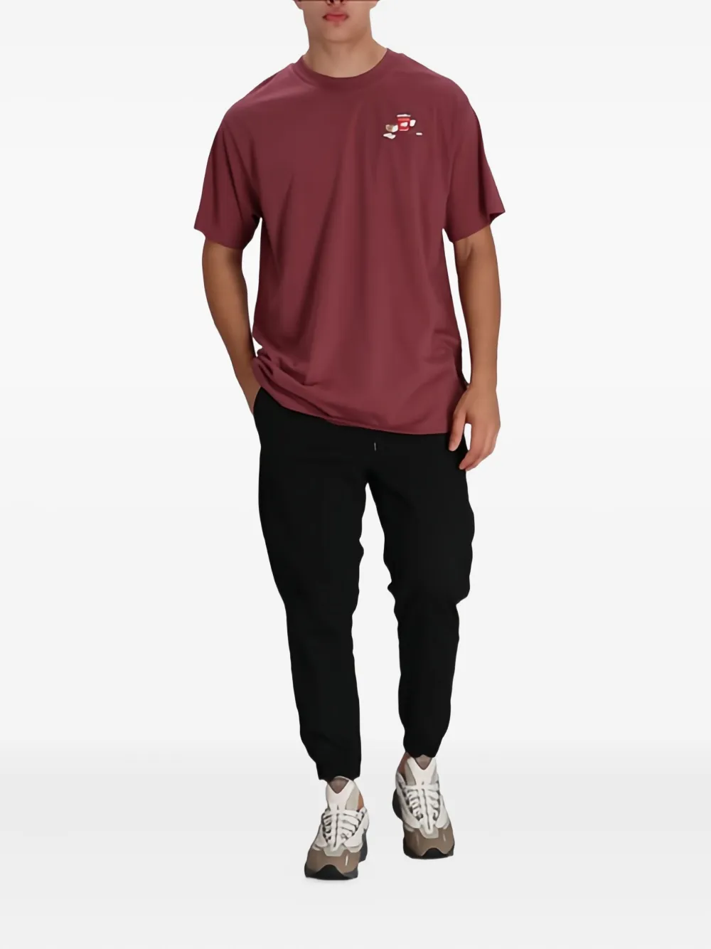 New Balance playera con estampado gráfico de espectador | Playeras | Image 2