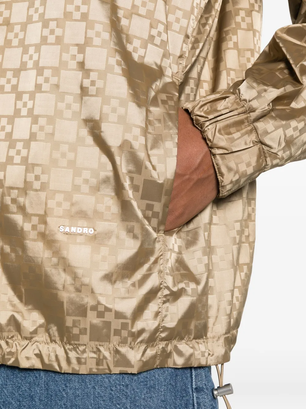 SANDRO Jack met logoplakkaat Beige