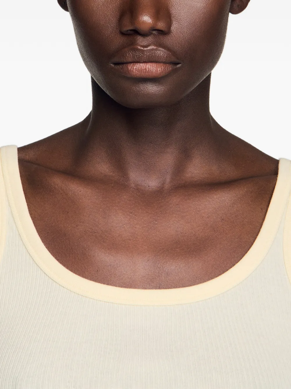 SANDRO Ribgebreide tanktop Geel