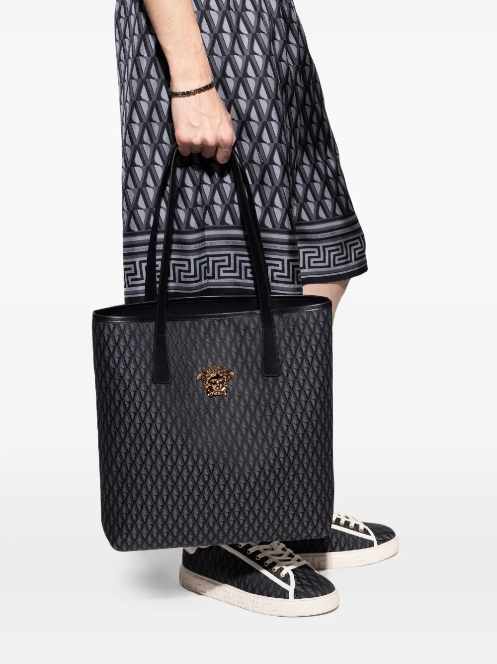 Versace Medusa pattern tote bag | Black | Image 1