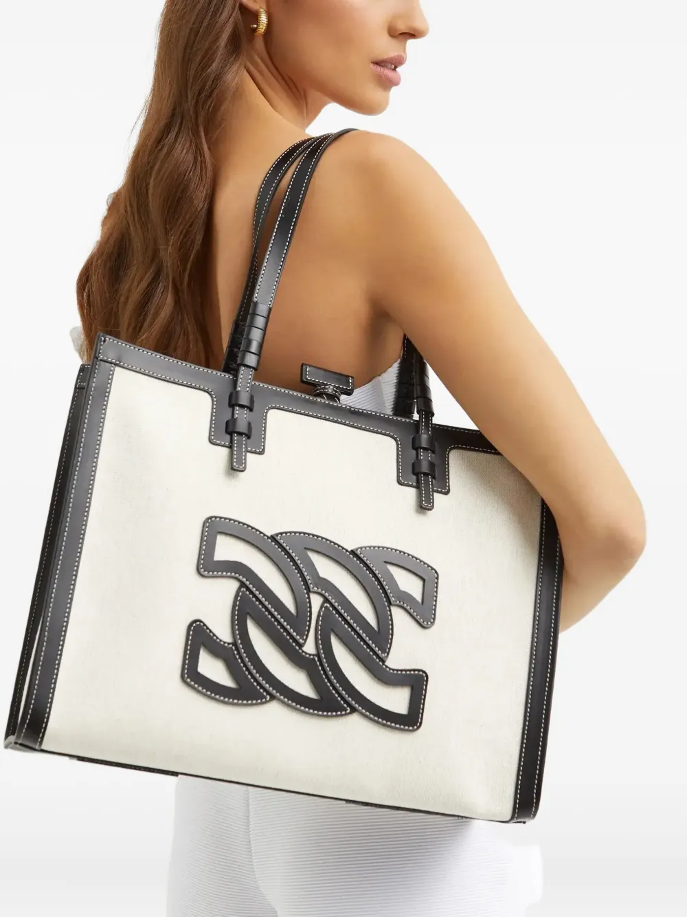 Casadei Beaurivage logo-appliqué shoulder bag - Beige