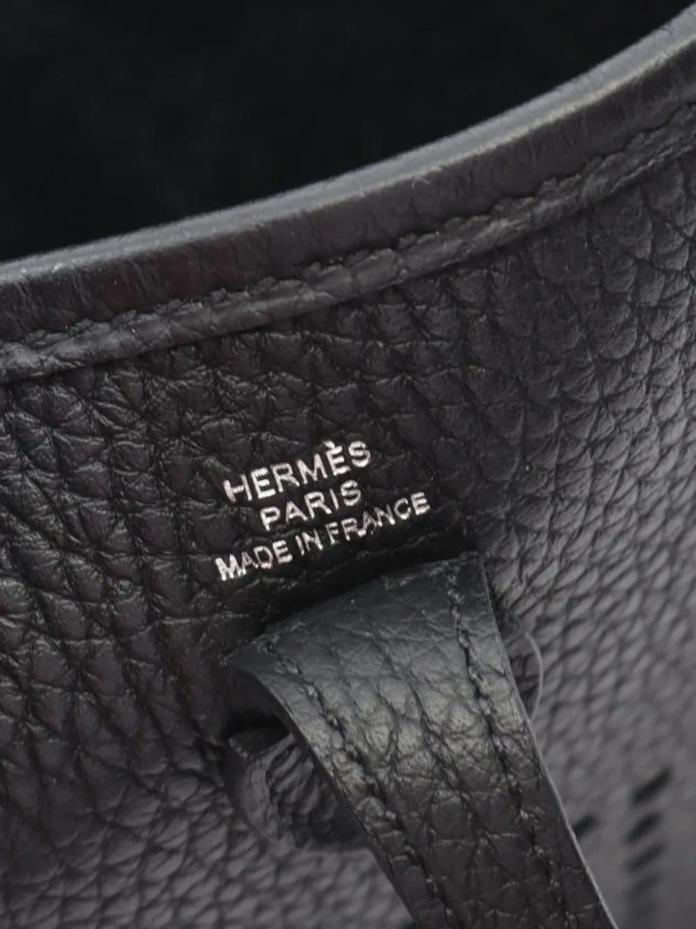 Hermès Pre-Owned 2024 Evelyn TPM Amazon schoudertas met geperforeerde details Zwart