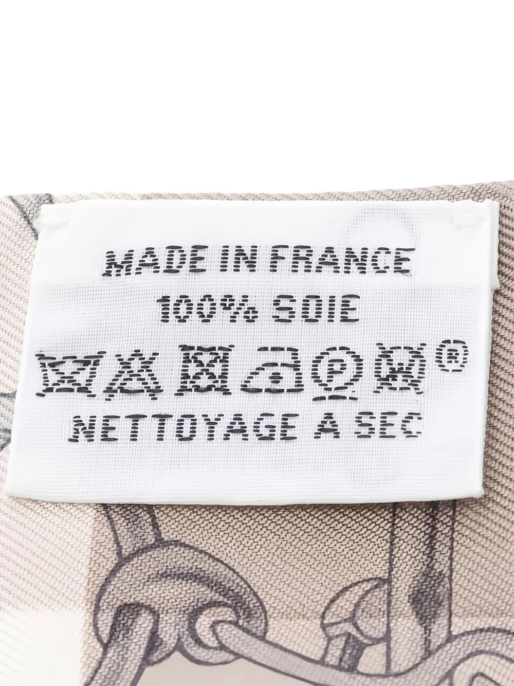 Hermès Pre-Owned 2010 Mors et Gourmettes ribbon scarf | Image 2