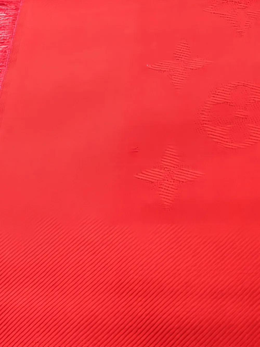 Pre-owned Louis Vuitton 2018 Monogram Fringed Stall Shawl In Red