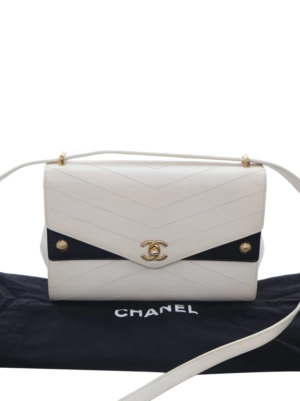 Pre-owned Chanel 2019 Medium Chevron Calfskin Casual Trip Flap Crossbody Bag In White