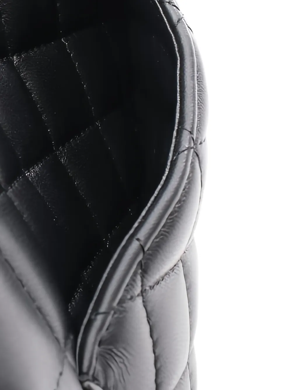 CHANEL Pre-Owned 2020-2021 kleine Classic Flap schoudertas met matelassé ketting Zwart