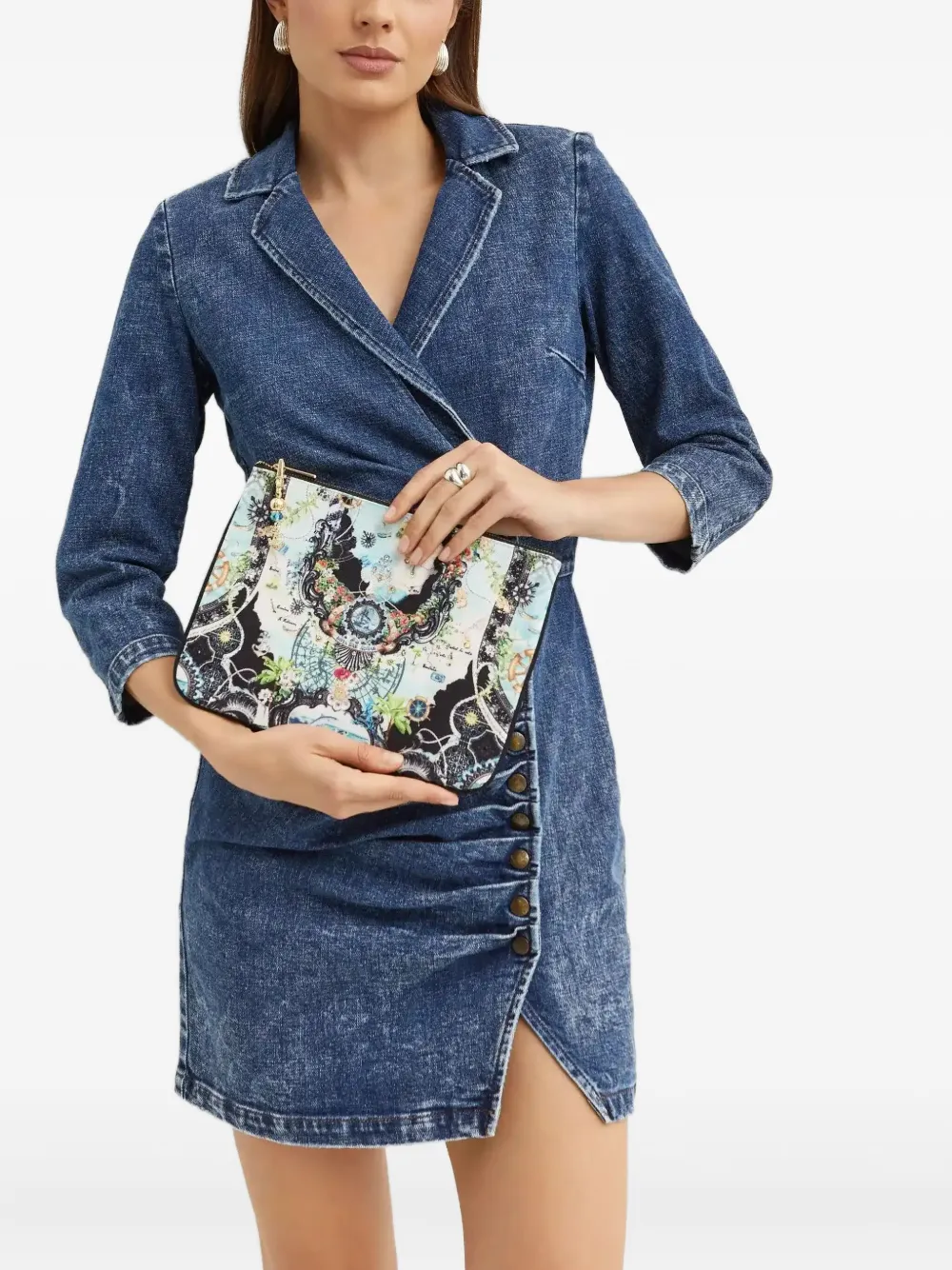 Camilla patterned anchor-charm clutch bag - Blauw