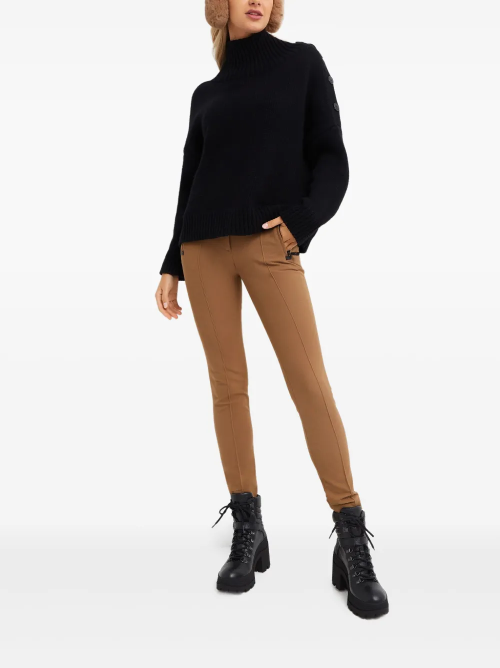 Moncler logo-patch trousers - Bruin