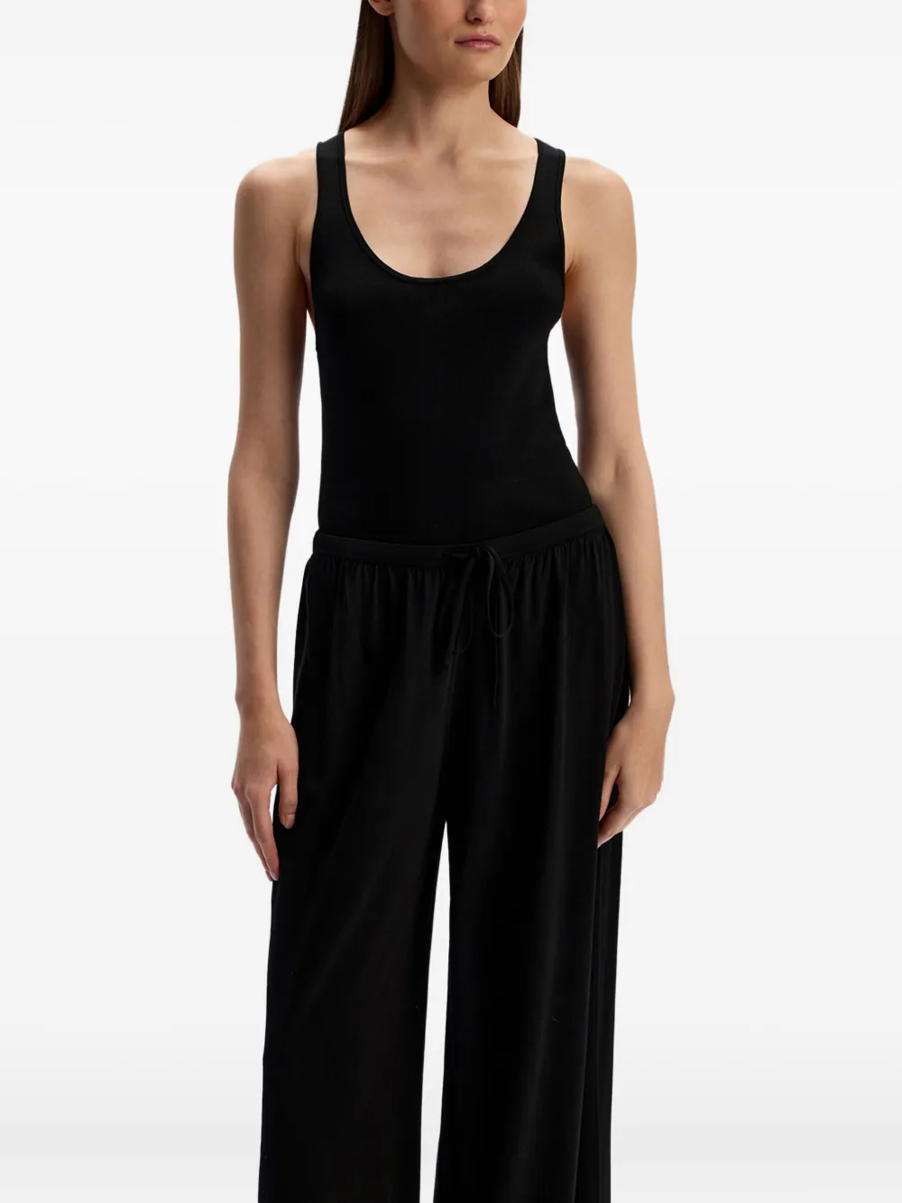 12 STOREEZ camiseta con escote redondo | Chalecos y camisetas | Image 2