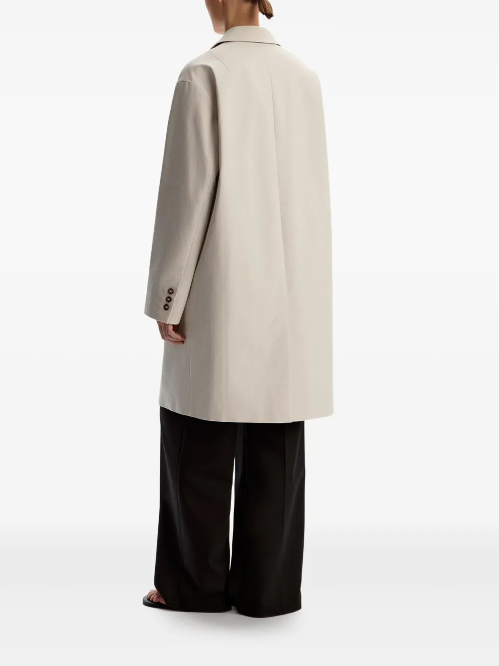 12 STOREEZ Jas met enkele rij knopen Beige