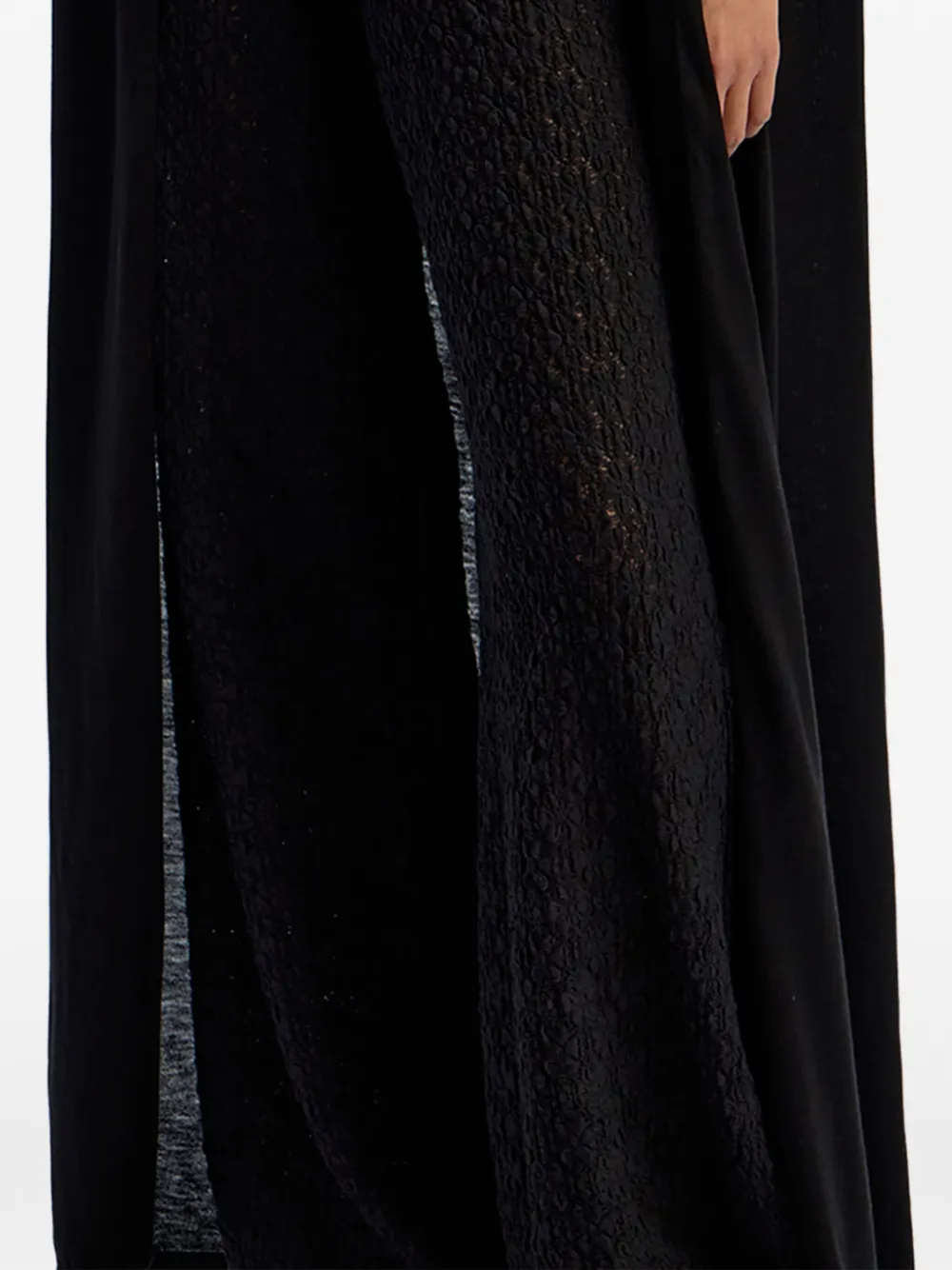 12 Storeez Floral-patterned Trousers In Black