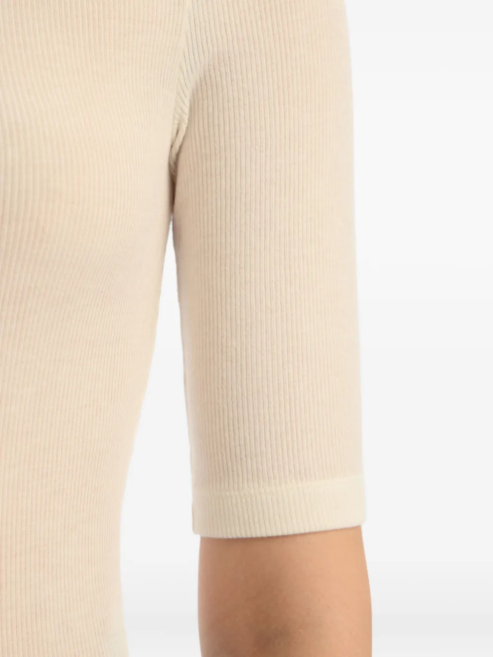 12 STOREEZ Body met Henley-hals Beige