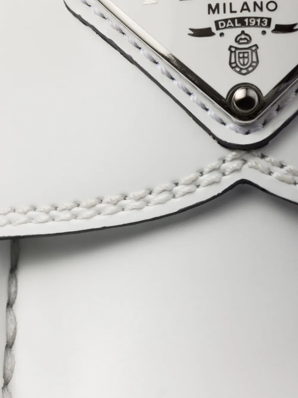 Prada Leren loafers met logo Wit