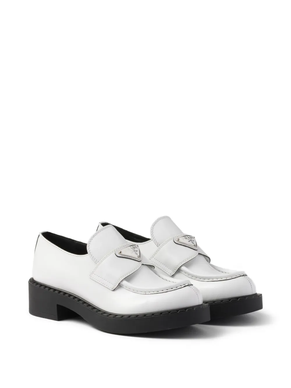 Prada Leren loafers met logo Wit