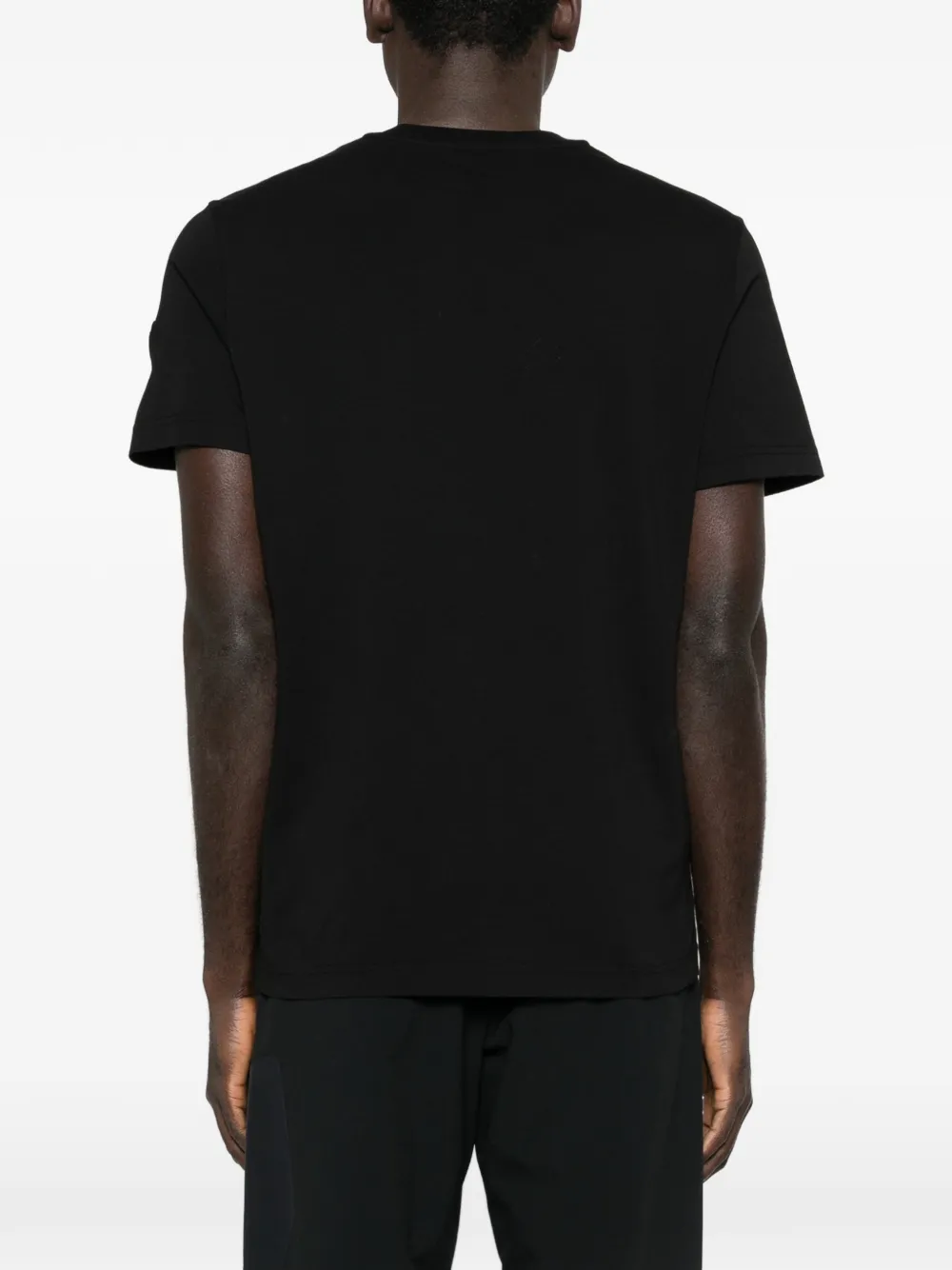 Moncler ロゴ Tシャツ | ブラック | FARFETCH JP