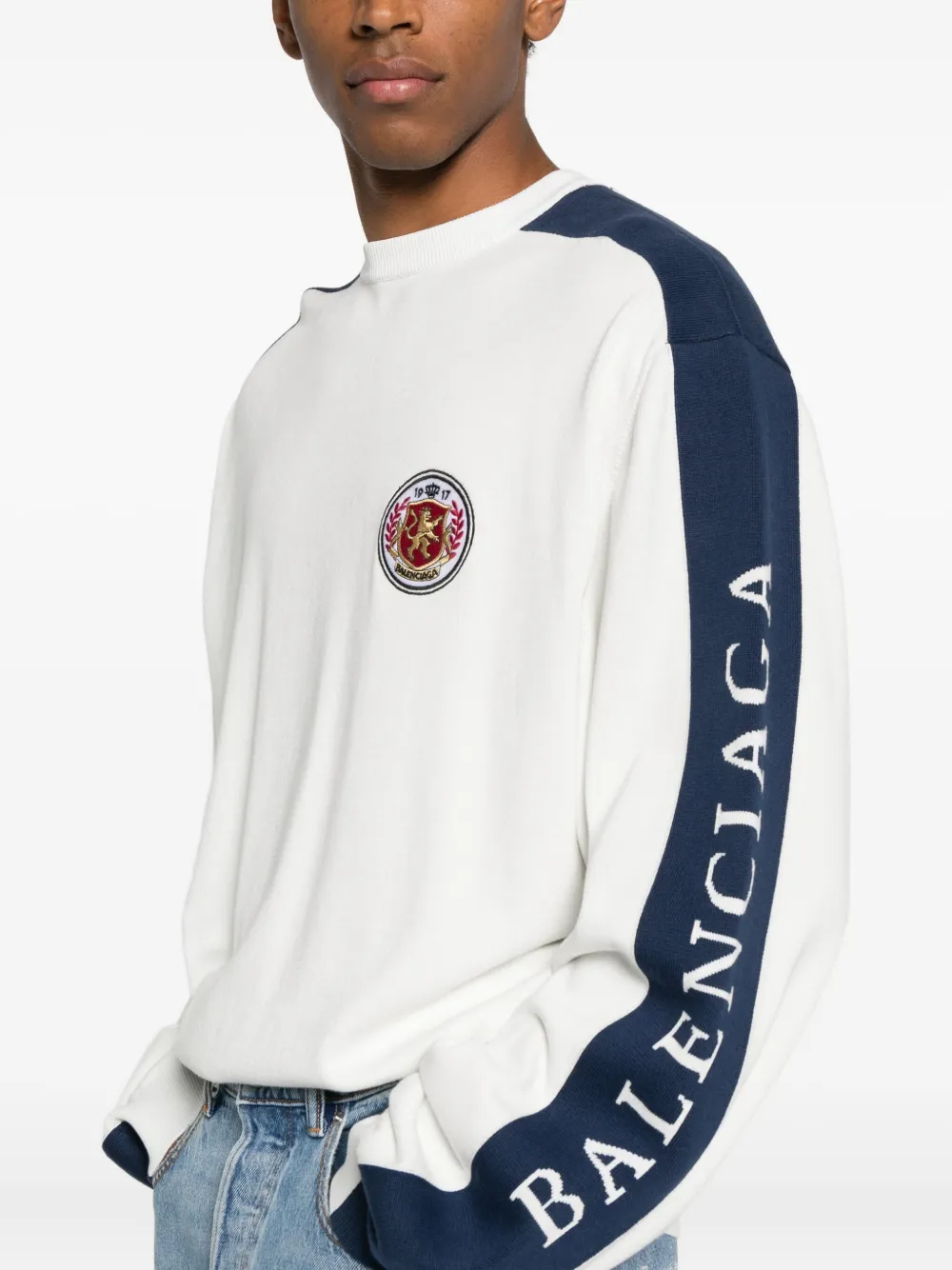 BALENCIAGA ロゴ ホワイトスウェット Balenciaga ロゴ セーター | ホワイト | FARFETCH JP