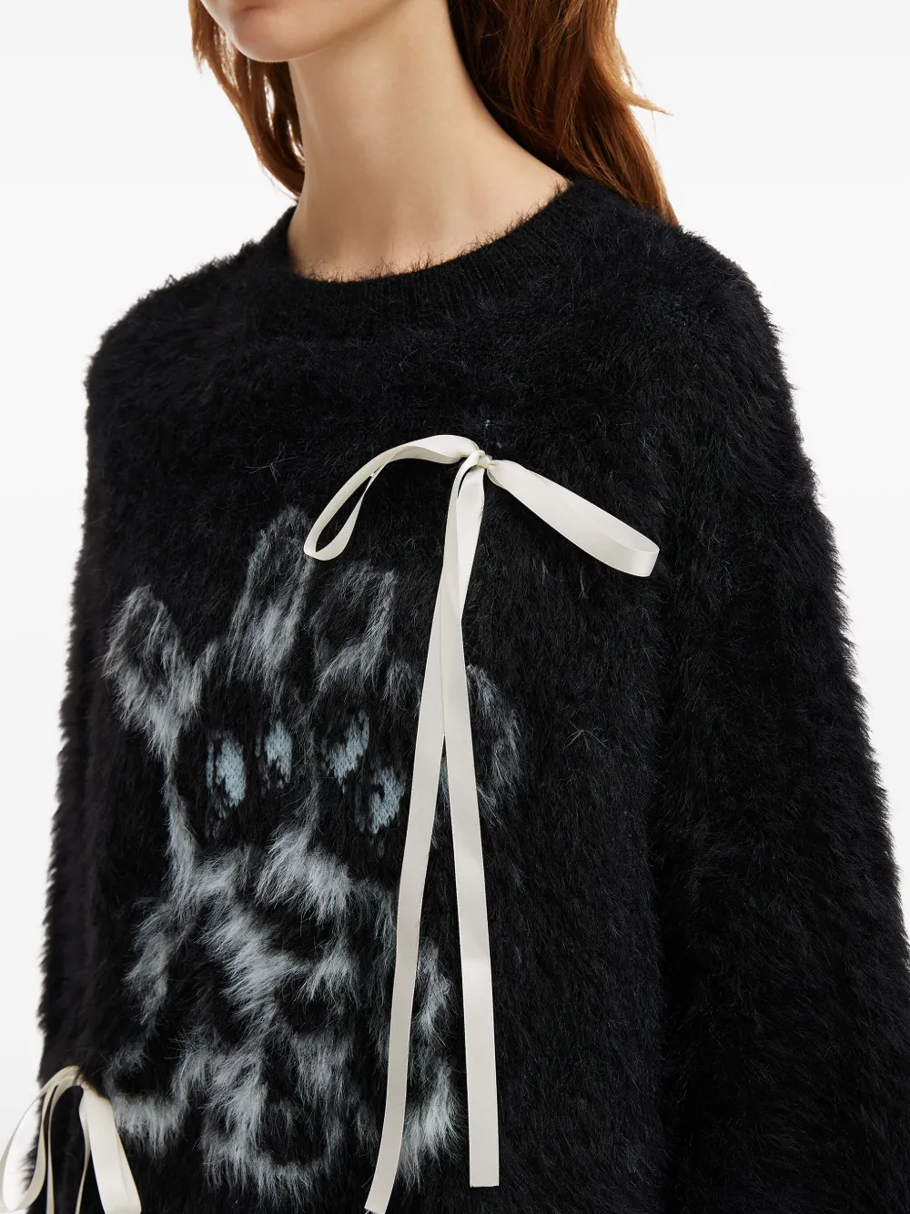 Mini Cream Ribbon-detail Graphic-design Sweater In Black