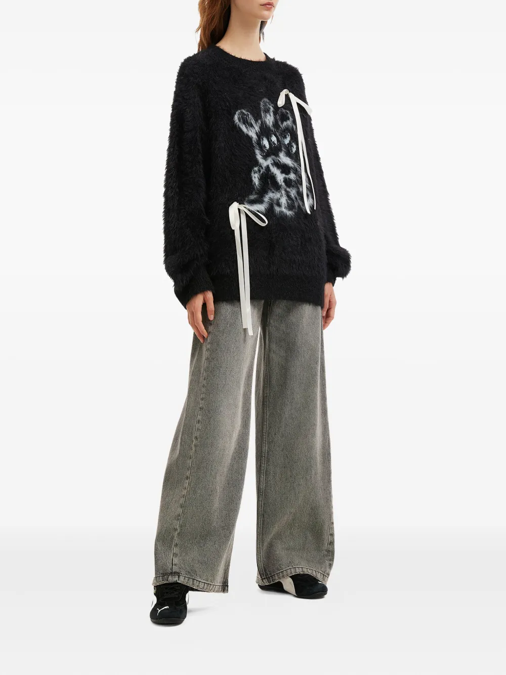 Mini Cream Ribbon-detail Graphic-design Sweater In Black