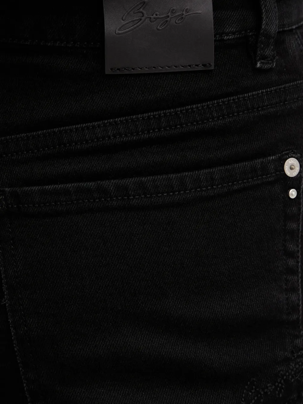 Hugo Boss Logo-patch Jeans In Black