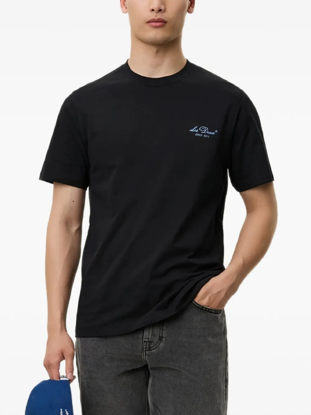 Les Deux Brady Skyline T-shirt | Black | Image 1