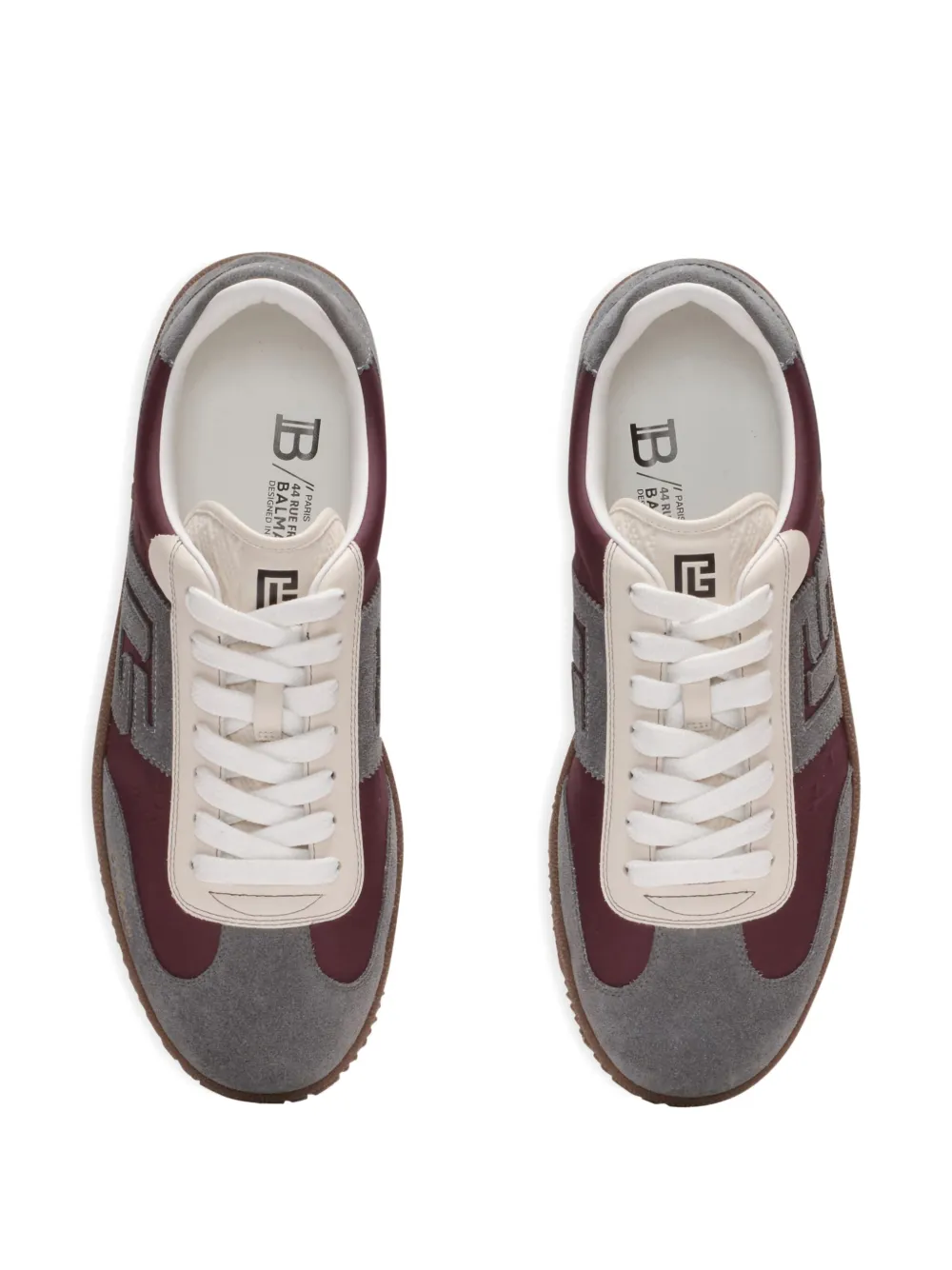 Balmain Suède sneakers met logo Grijs