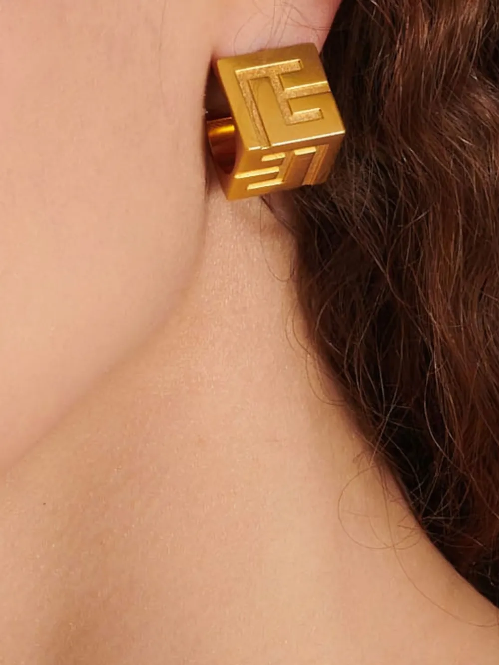  Balmain Pb-monogram Engraved Stud Earrings - Gold 