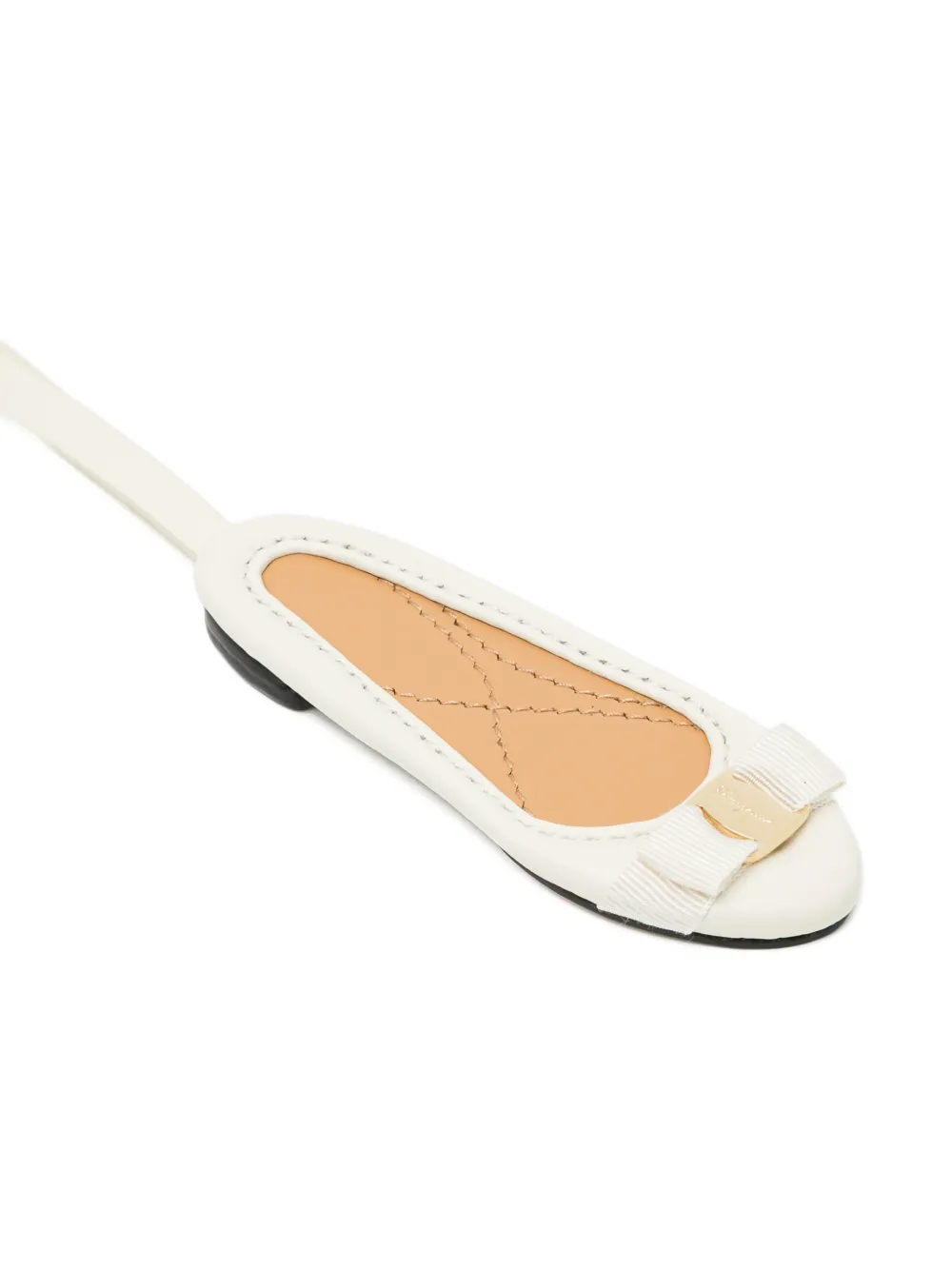 Ferragamo Barina tassenbedel Beige
