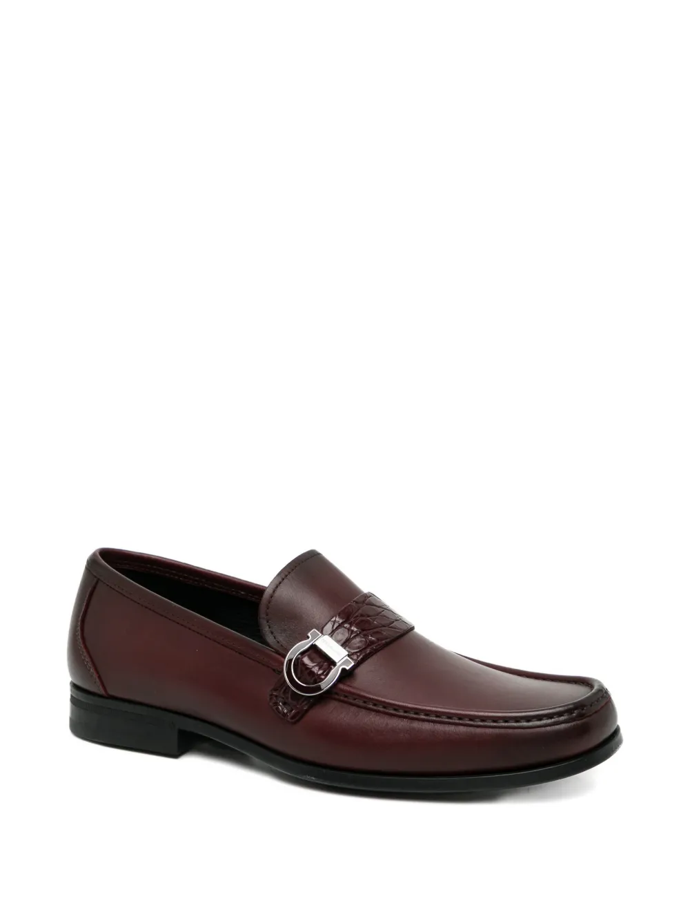 Ferragamo Gancini leather loafers Rood
