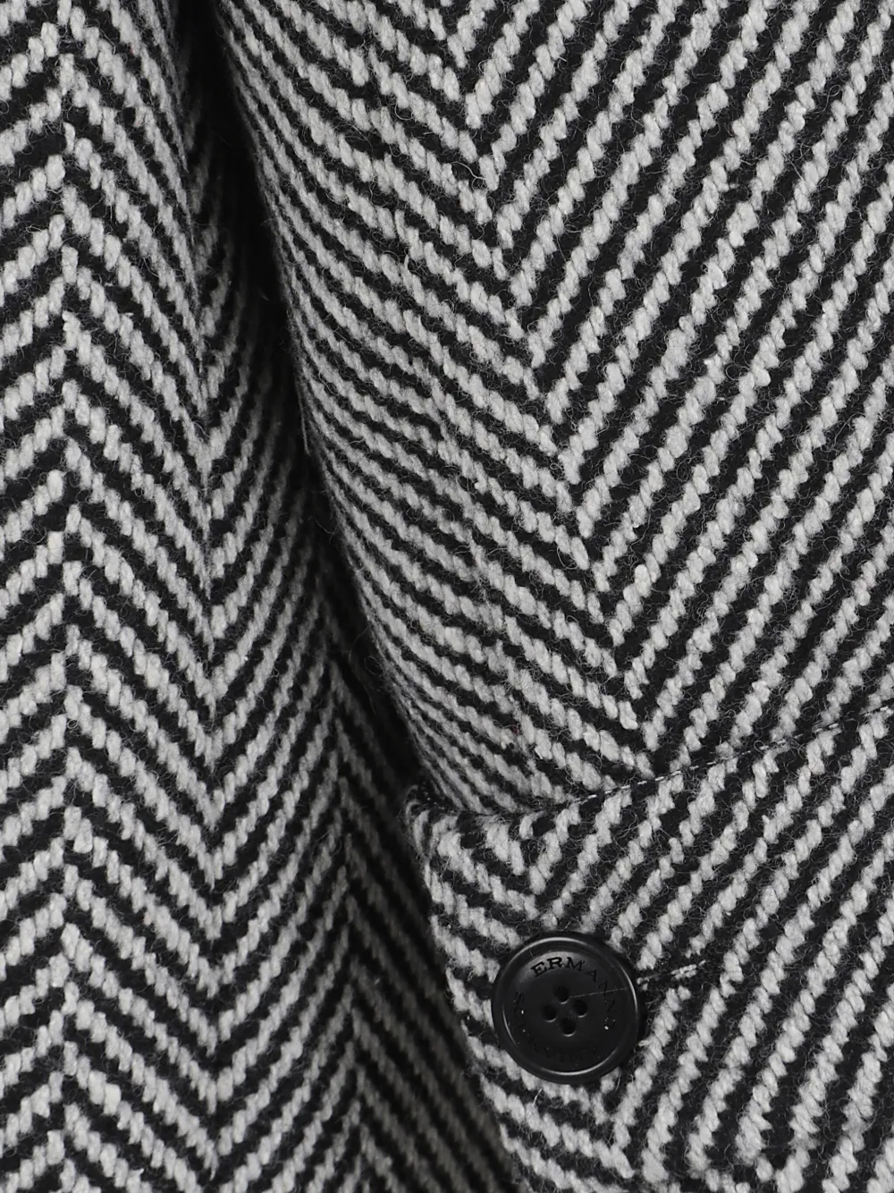 Ermanno Scervino Herringbone Buttoned Coat In Black