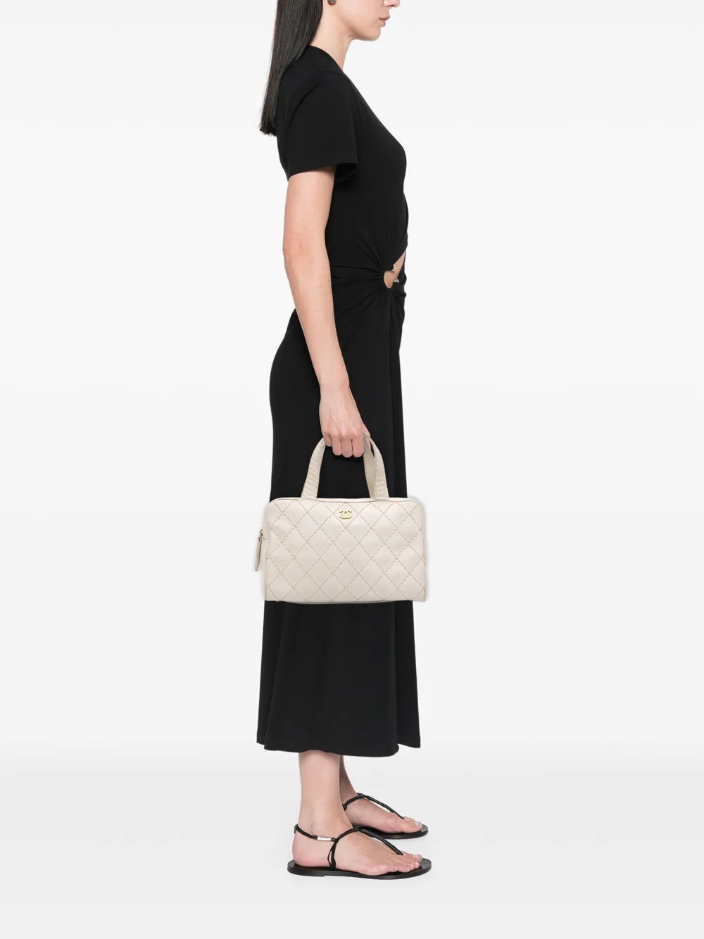 Pre-owned Chanel 2000-2002 Cc Lambskin Wild Stitch Handbag In White
