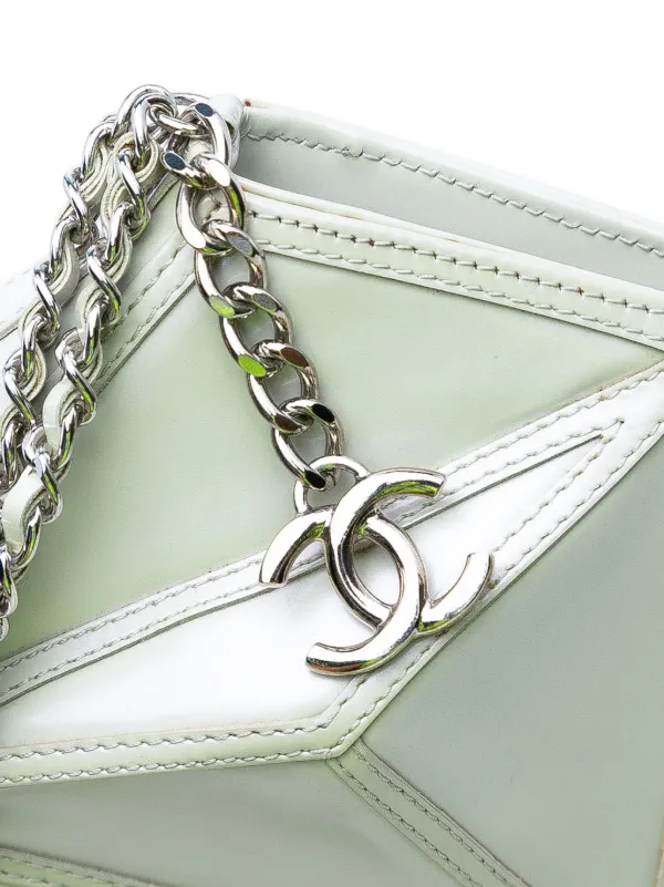 CHANEL Pre-Owned 2011 Pearlescent Lambskin Midnight Swim Wristlet