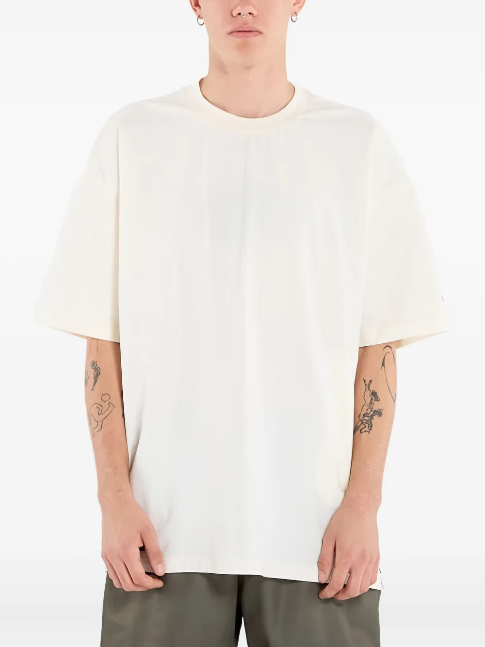 Oakley pocket tee | Neutrals | Image 1