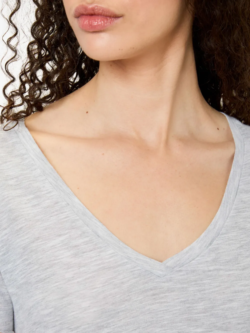 American Vintage Jacksonville V-neck Short-sleeved T-shirt In Gray