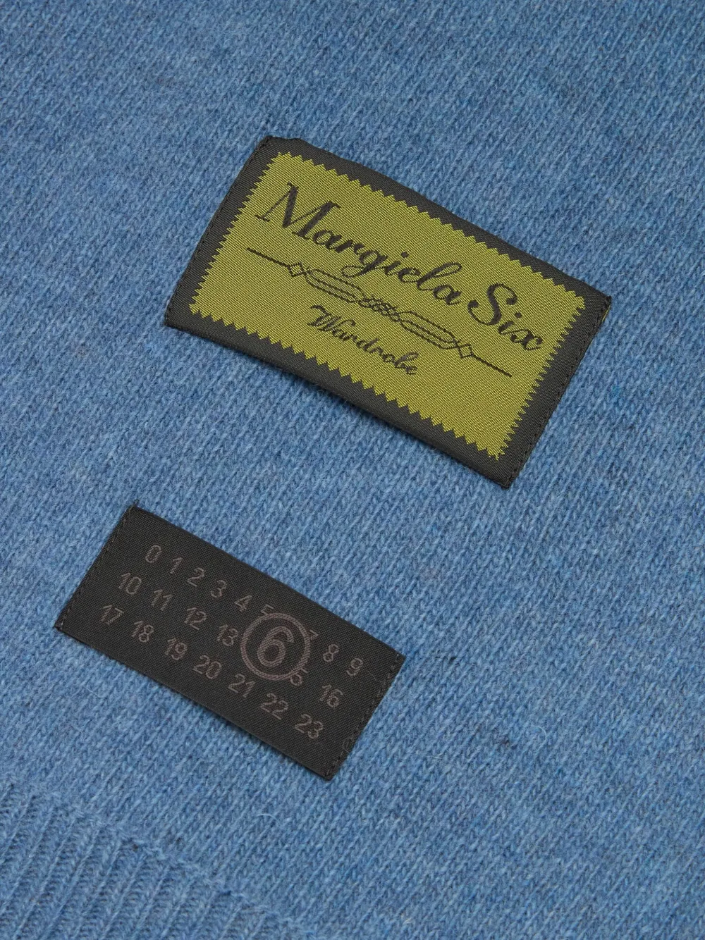Mm6 Maison Margiela Logo-patch Scarf In Blue