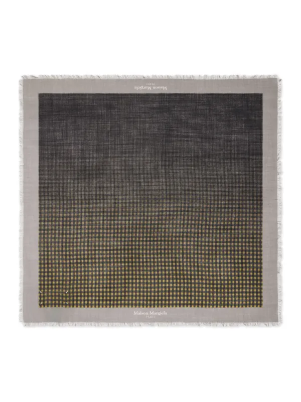 Maison Margiela Frayed-edge Checked Scarf in Grey