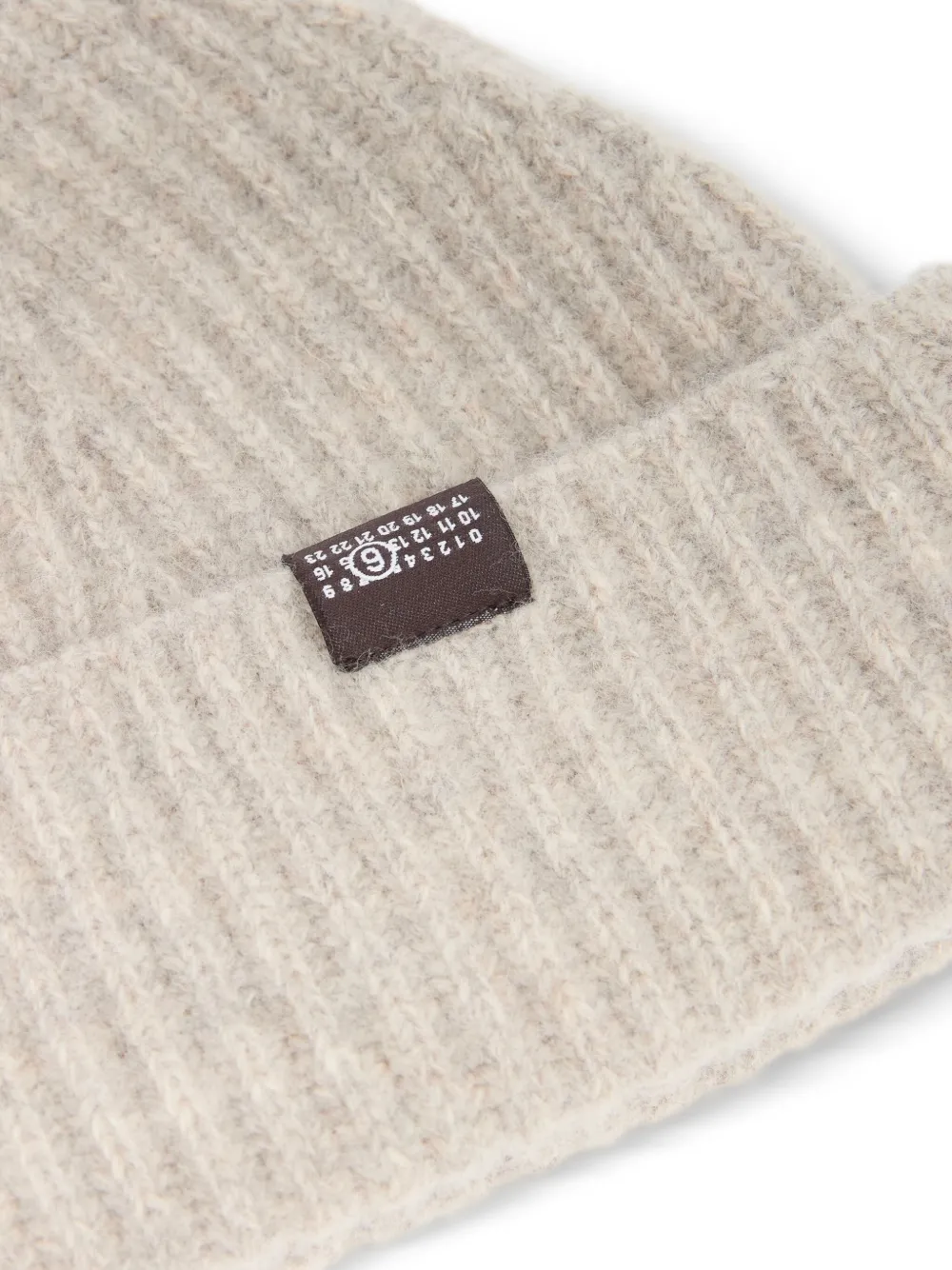 Mm6 Maison Margiela Ribbed Logo-patch Beanie In White