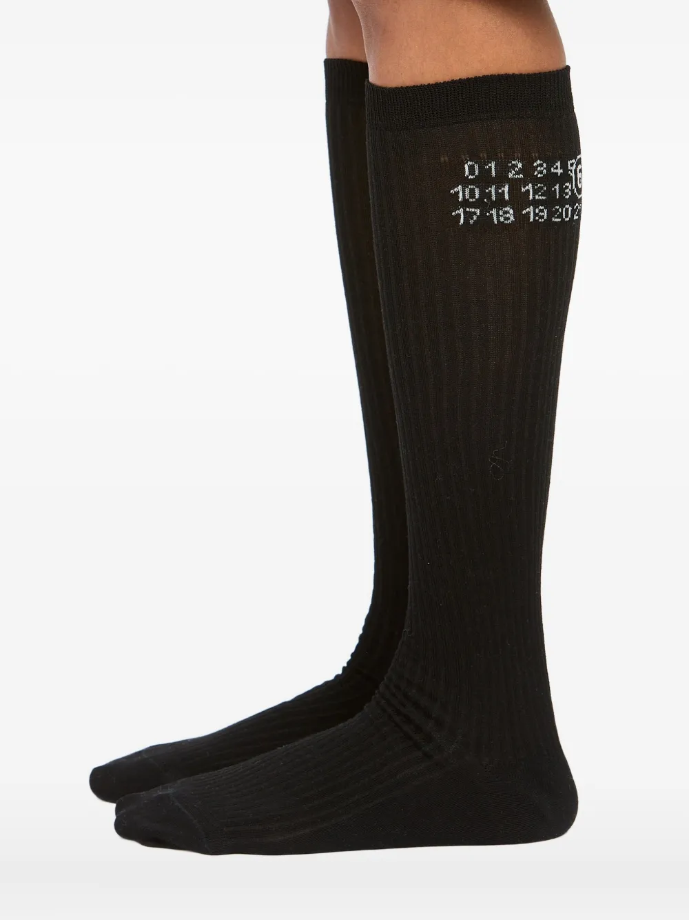 MM6 Maison Margiela Numeric logo ribbed socks | Men | Image 2