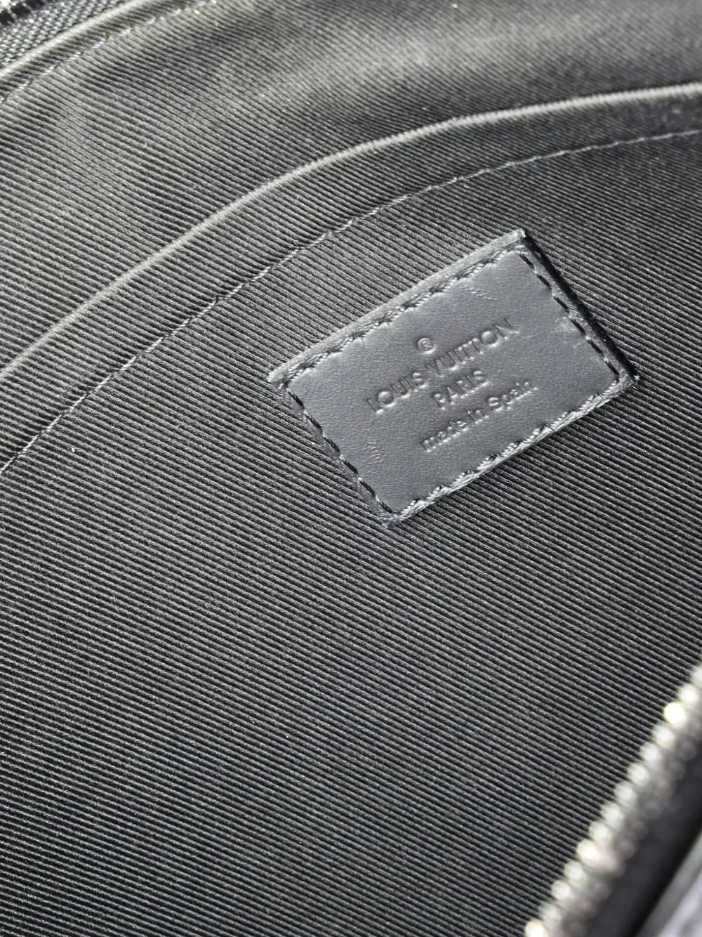 Pre-owned Louis Vuitton Discovery Pochette Monogram Shadow Leather Gm Pouch In Black