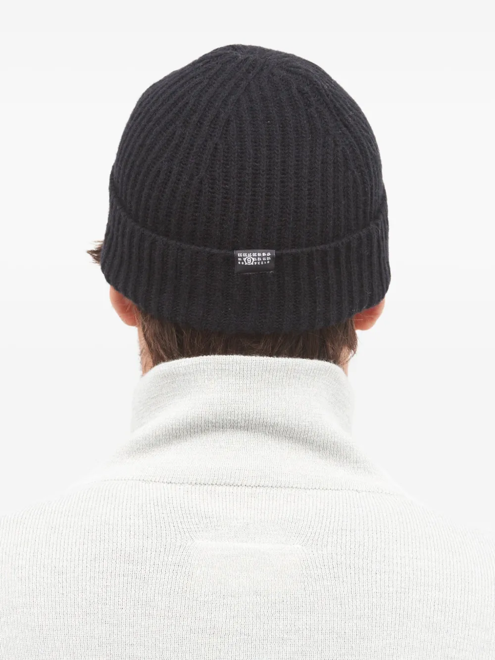 Mm6 Maison Margiela Ribbed Logo-patch Beanie In Black