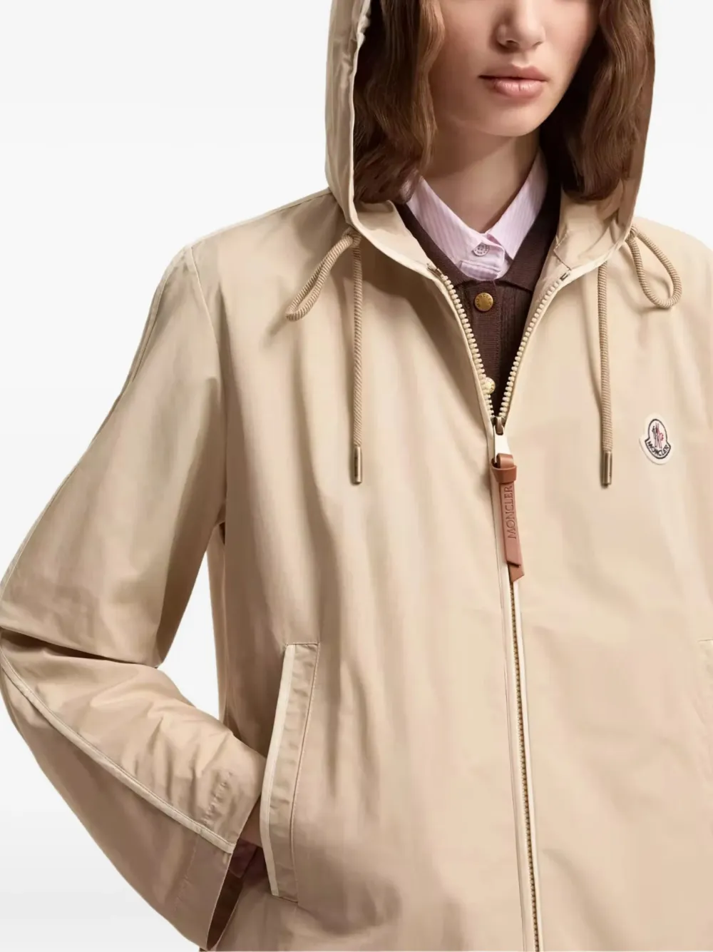 Moncler Sarracenia jack met logopatch en capuchon Beige