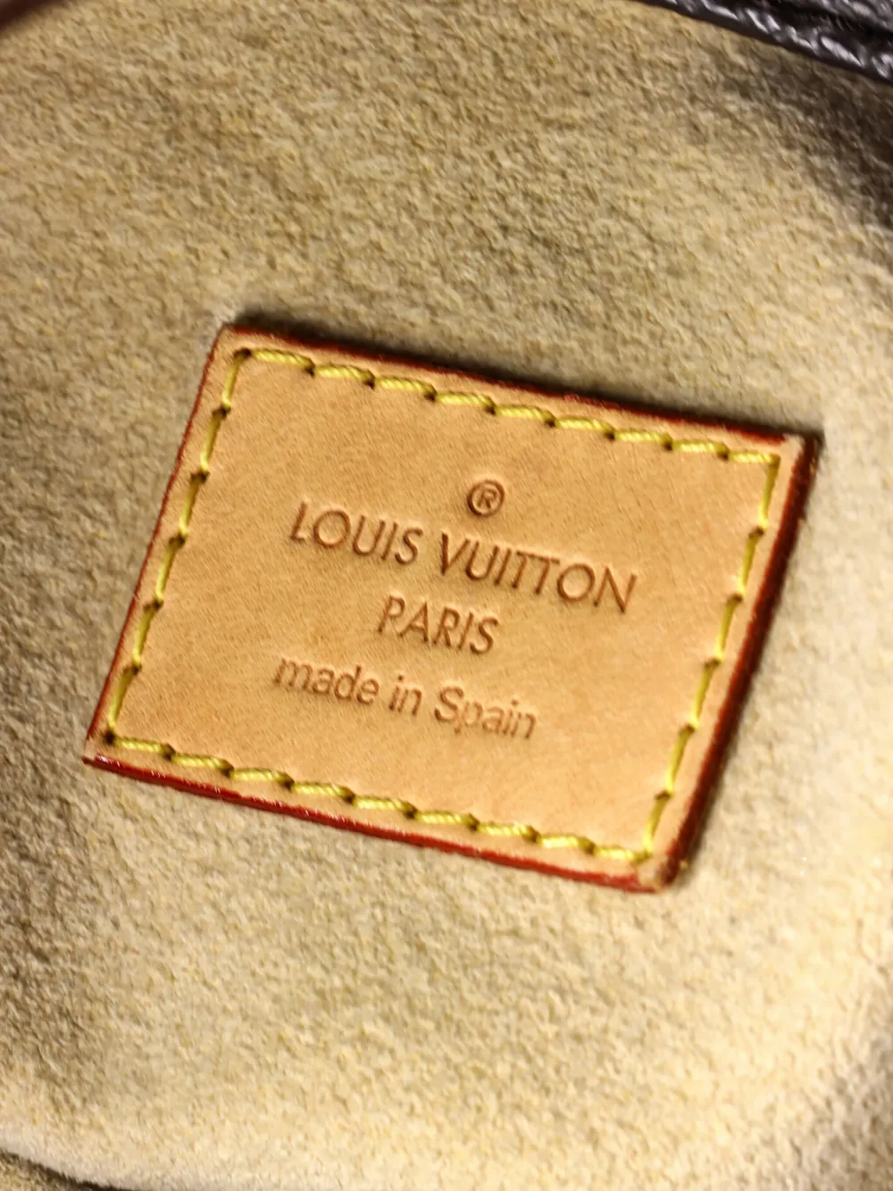 LOUIS VUITTON Pre-owned Artsy Handbag Monogram Canvas Mm Hobo Bag In Brown