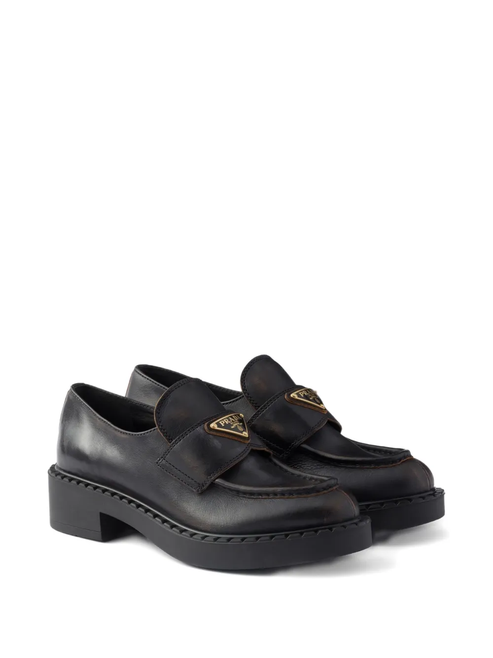 Prada Loafers met logo Zwart