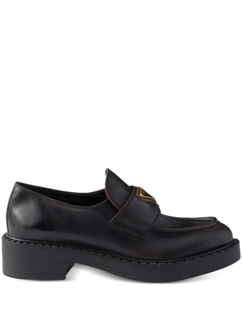Prada Loafers met logo Zwart