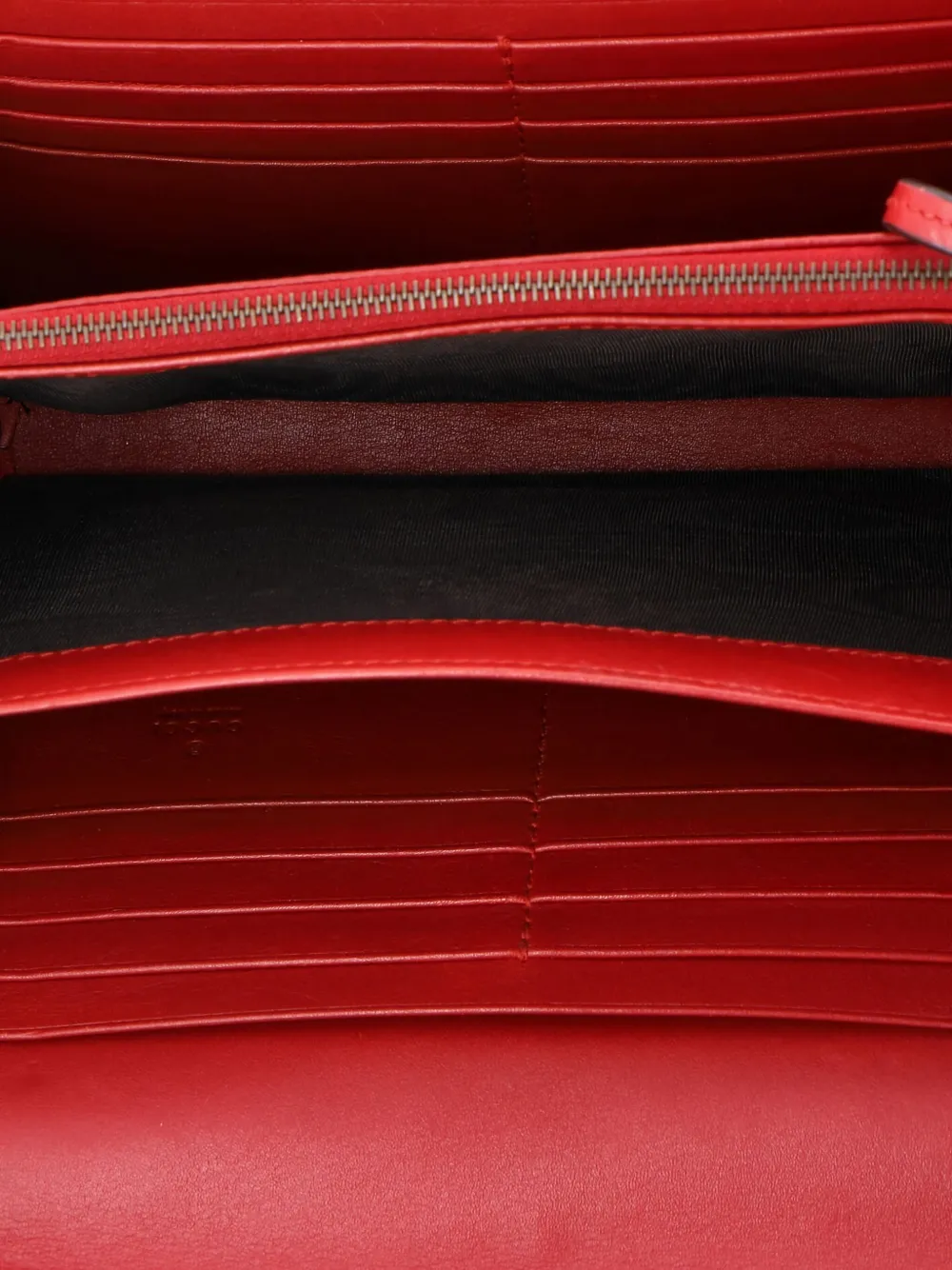 Pre-owned Gucci Gg Marmont Chain Wallet Matelasse Leather Mini Crossbody Bag In Red